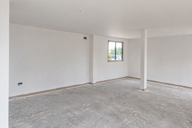 Vivienda: paredes y techo listos para pintar